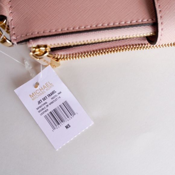 Michael Kors Jet Set Travel Leather Wristlet Pink - Picture 5 of 6